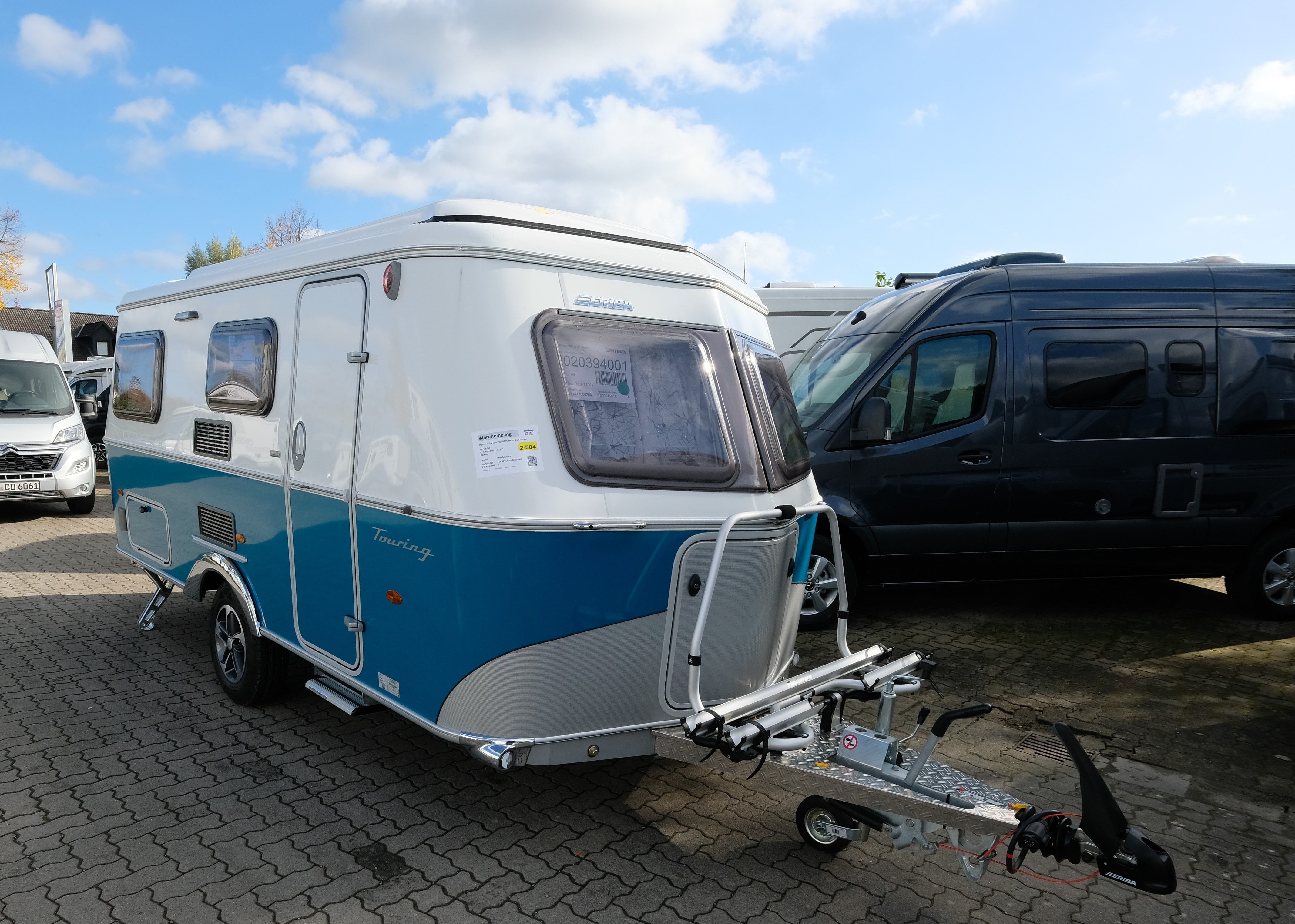 Eriba Touring 542 Harbour Blue Edition