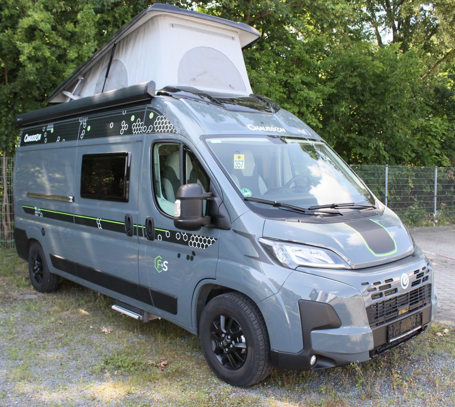 CHAUSSON Van F&S Line